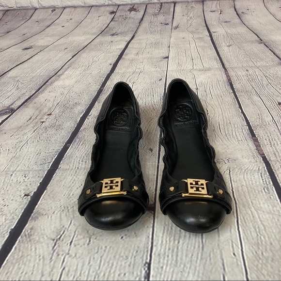 Tory Burch Black and Gold Ambrose Ballet Flats 7 - Picture 2 of 12